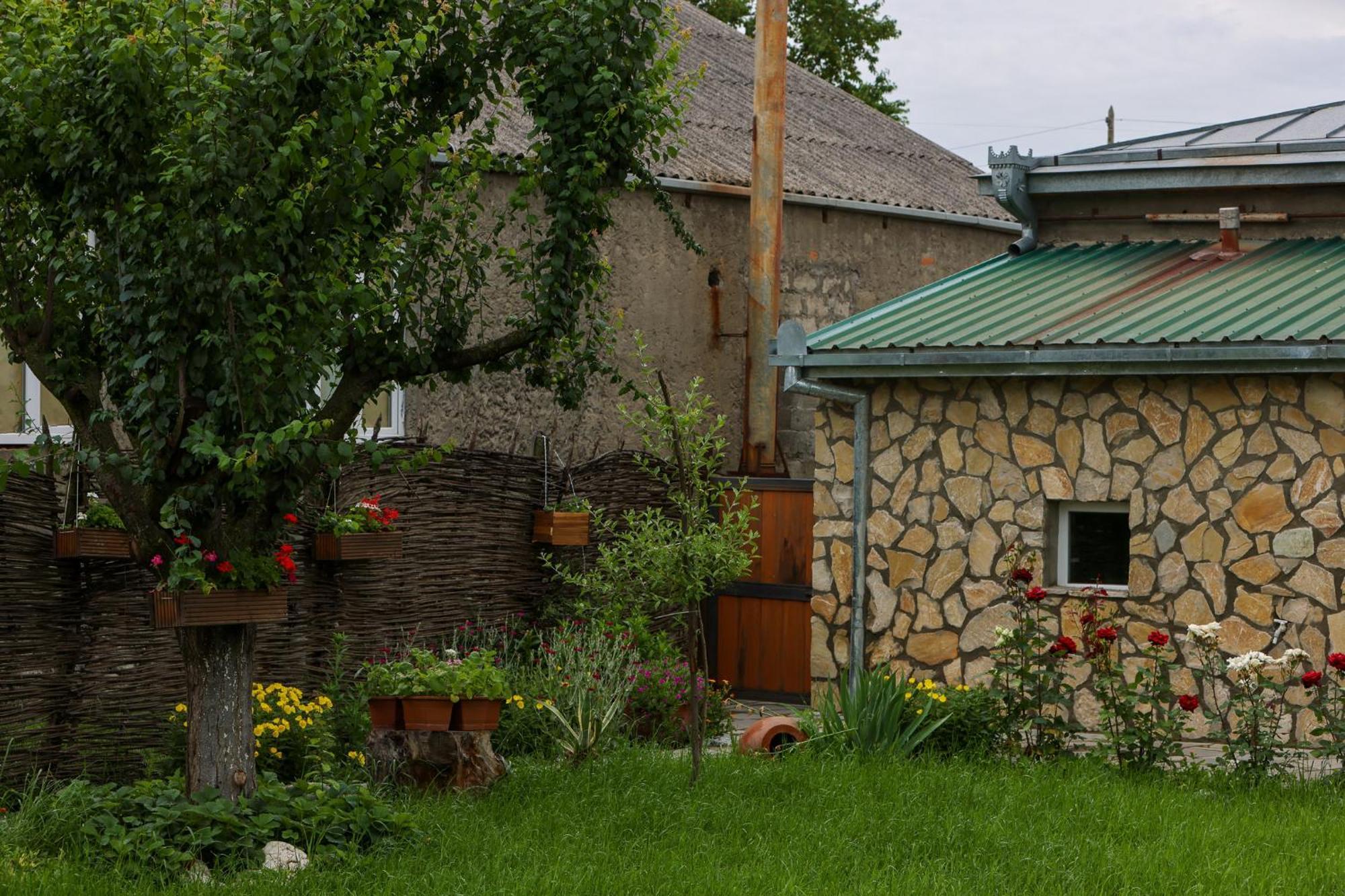 Alvani Inn K'vemo Alvani Exteriér fotografie