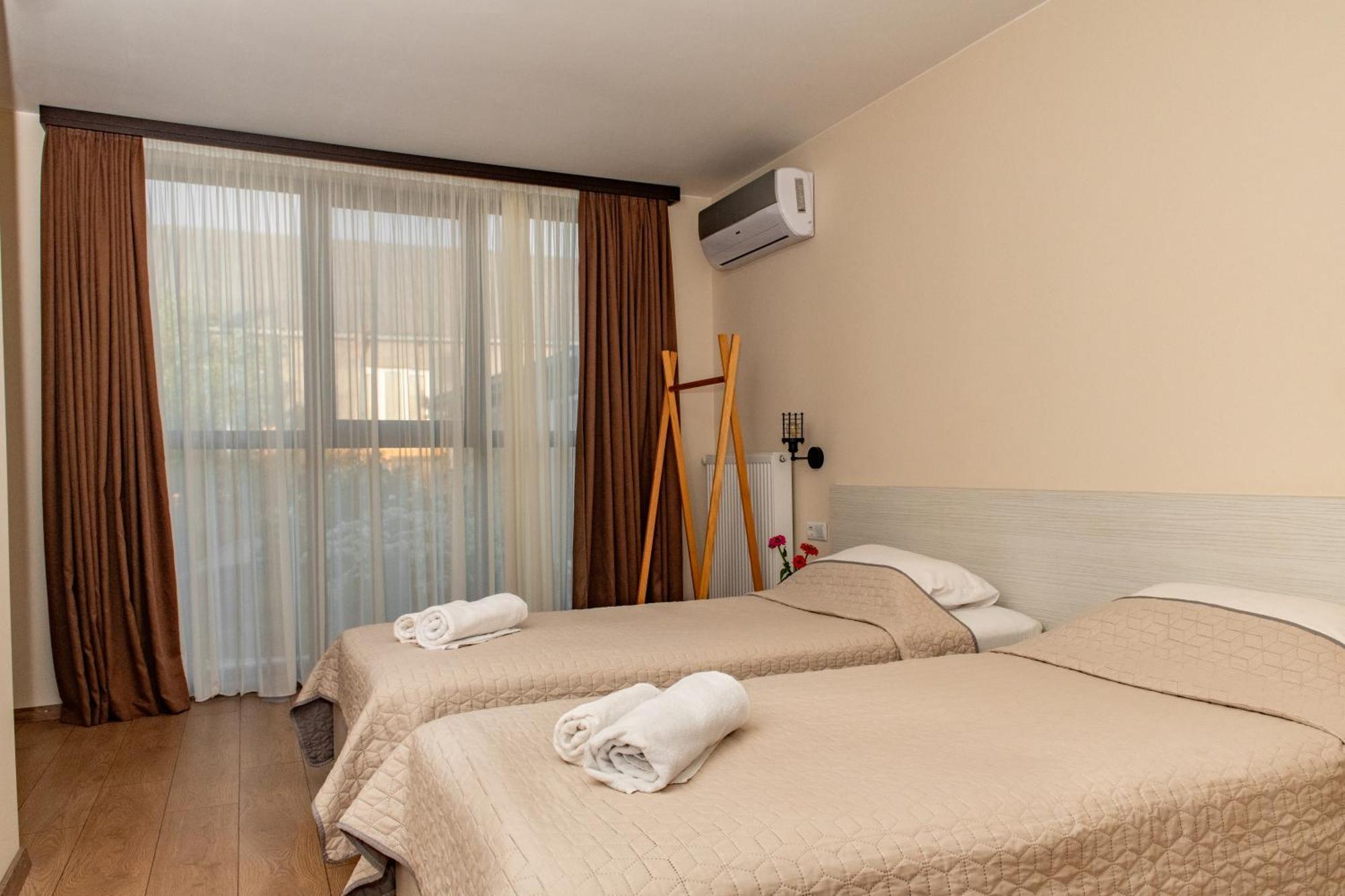 Alvani Inn K'vemo Alvani Exteriér fotografie