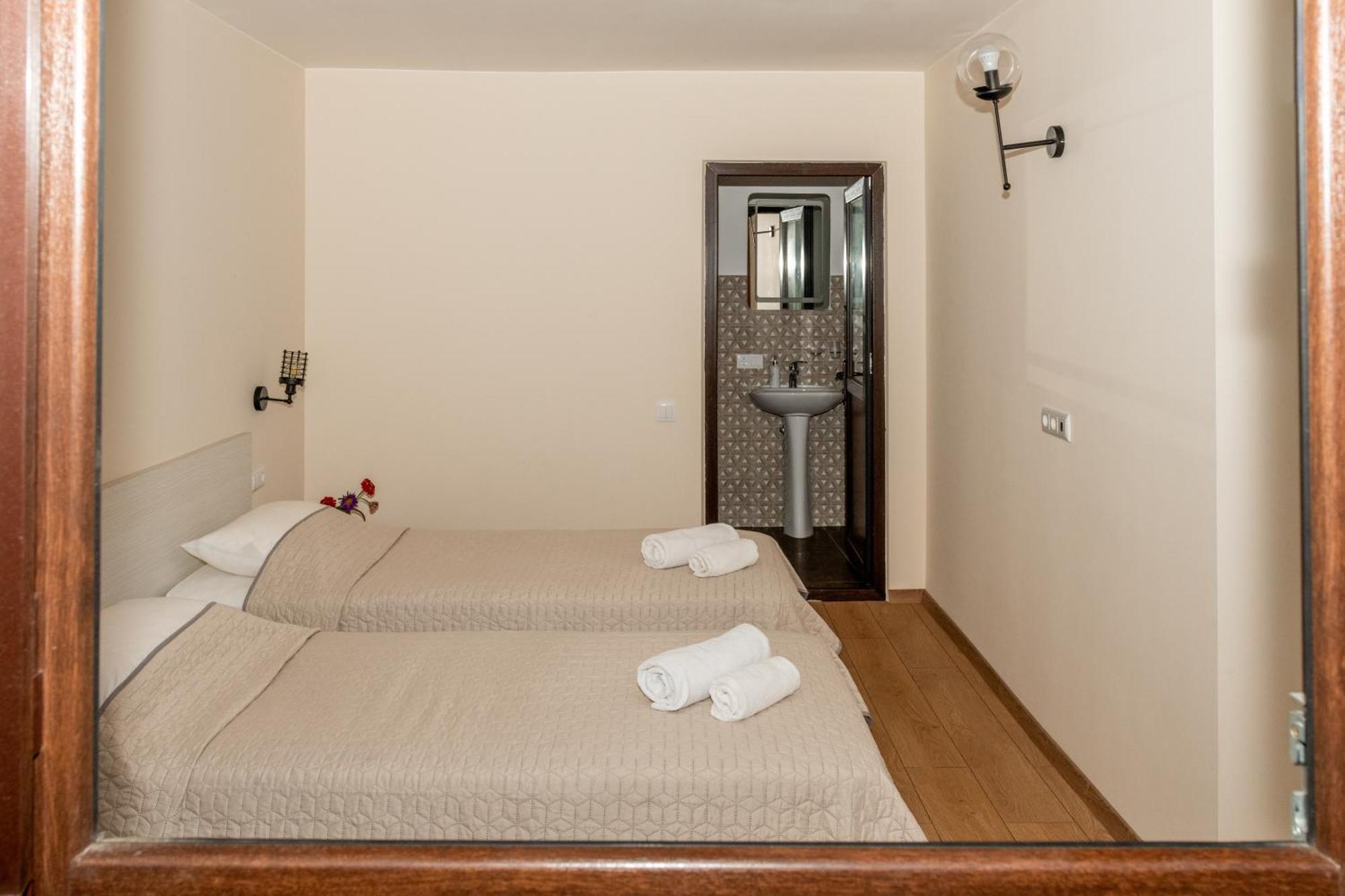 Alvani Inn K'vemo Alvani Exteriér fotografie