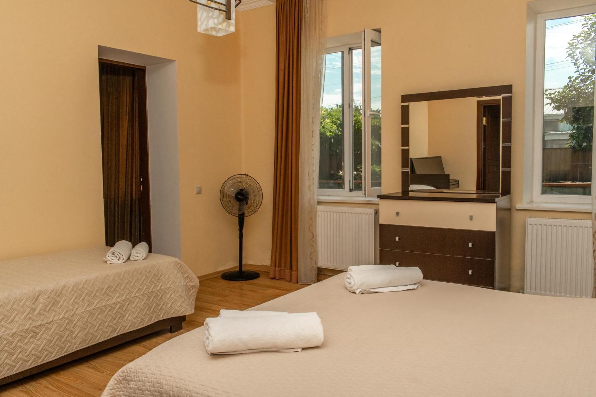 Alvani Inn K'vemo Alvani Exteriér fotografie